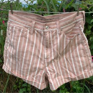 PINK AMERICAN EAGLE SHORTS 🏄🏽‍♀️